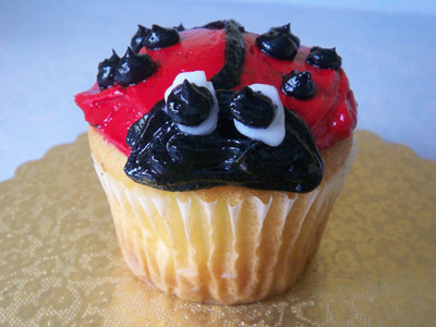 ladybug cupcake